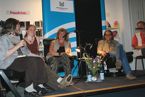 P&aring;l H Christiansen with others on stage