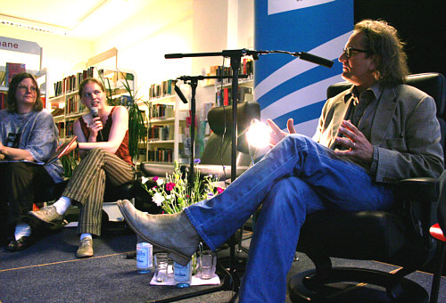 P&aring;l H Christiansen telling about his book